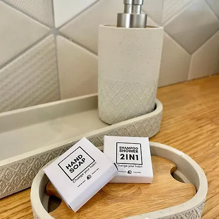 Casa Nel Vicolo - Storie E Dimore * 齐耶利