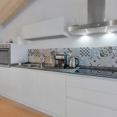 Casa Nel Vicolo - Storie E Dimore * 齐耶利