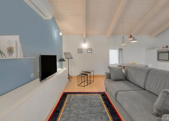 Casa Nel Vicolo - Storie E Dimore * Chieri