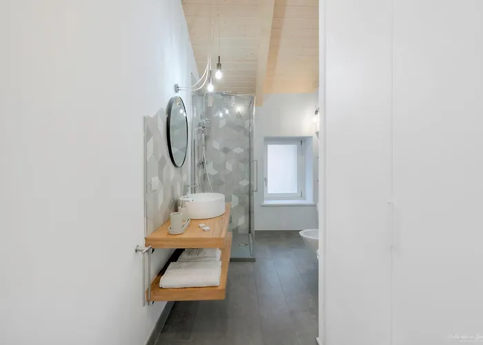 Casa Nel Vicolo - Storie E Dimore * Chieri